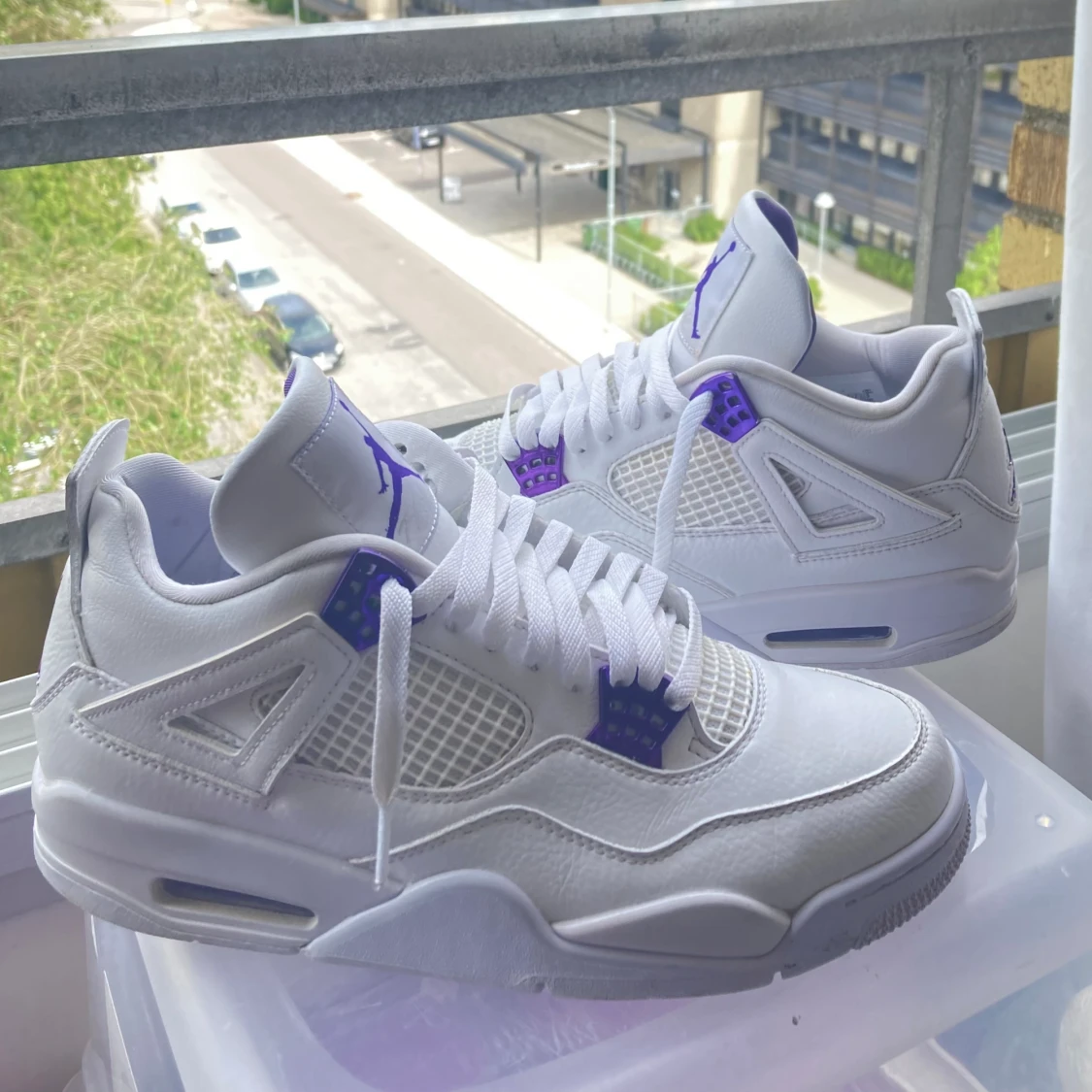 Jordan 4 Metallic Purple - 91