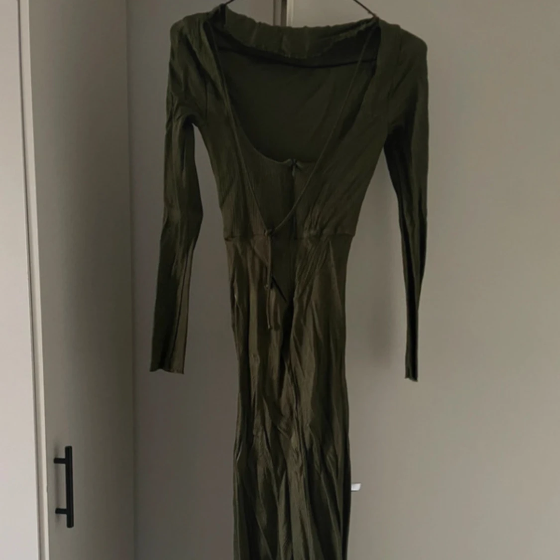 Grön Satinklänning ASOS - 90