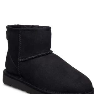 Uggs - ÄKTA!!! Ganska använda men fortfarande snygga.
