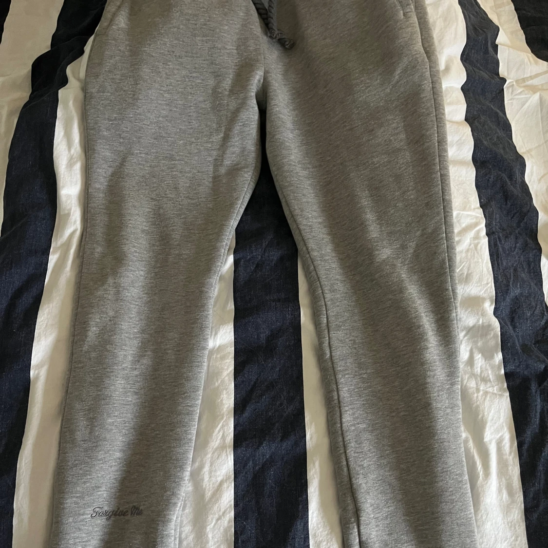Syna Word tracksuit