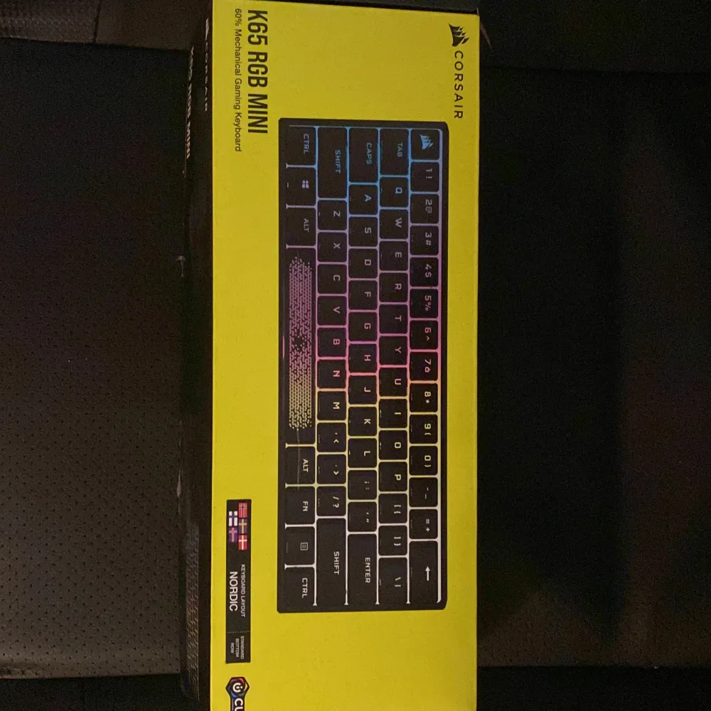 60 % mechanical keyboard, bra svarstid för Gaming spel. Ordinarie pris är 699 Denna använder jag inte för jag har en annan som är bättre. Därför behöver jag inte den, och tänkte sälja 9,5/10 i skick. Skriv/Dm om frågor. Accessoarer.