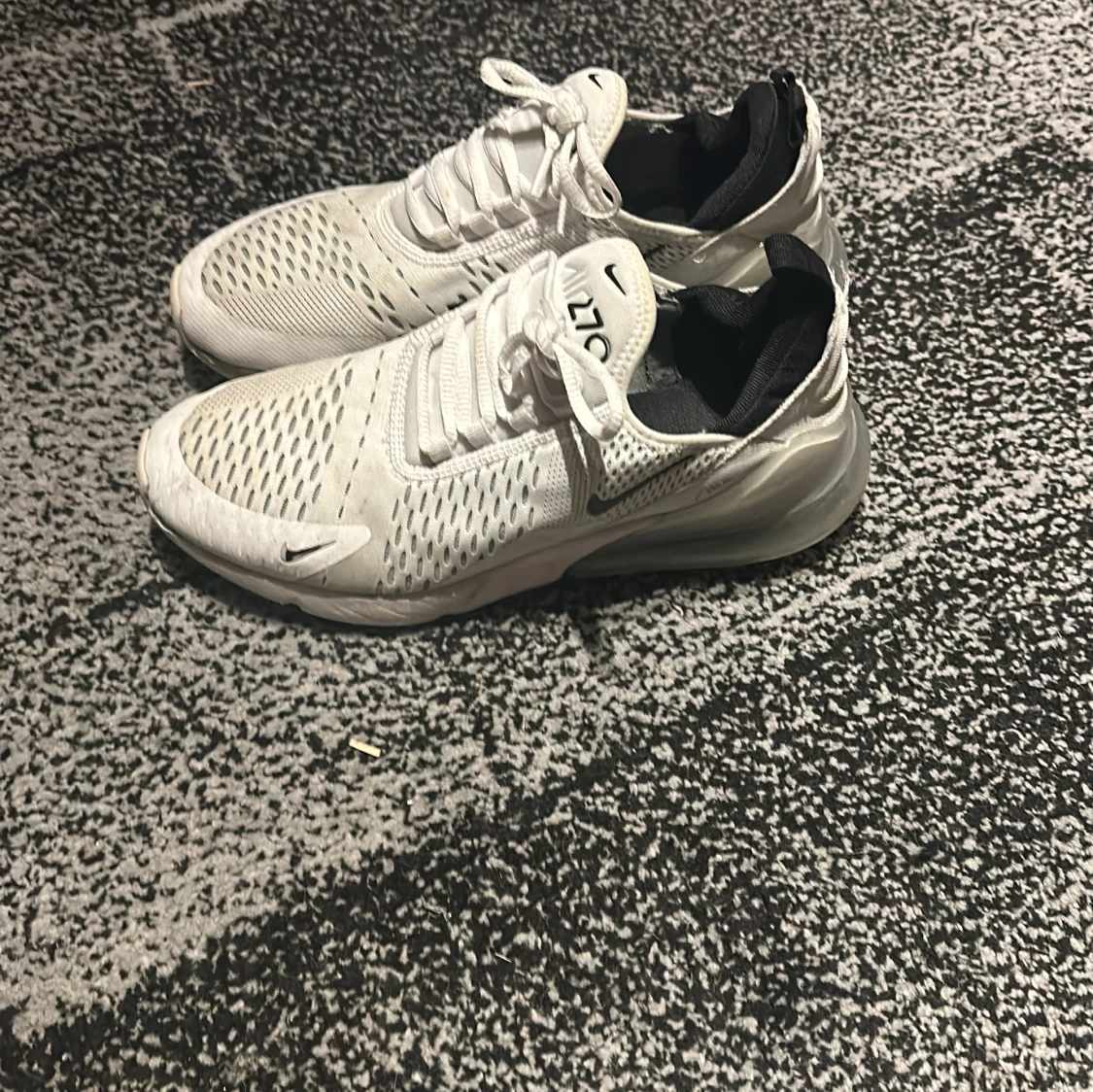 Nike air Max 270 (Vit) - 90
