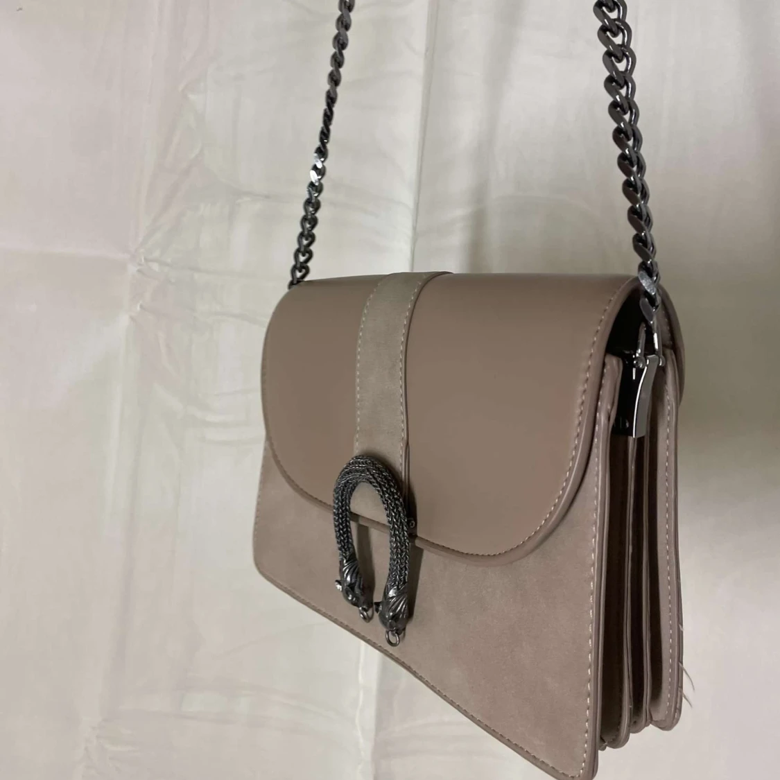 Beige hand/axelväska - 90