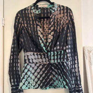 Blus - By Malene Birger  - Blus från malene birger, helt oanvänd och i mycket fint skick