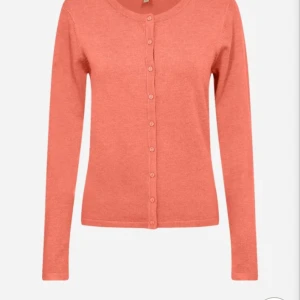 Kofta  - Säljer denna otroligt fina koftan från soya concept. Använd endast 2-3 ggr. Nytt pris är 400. Säljer min för 275. Pris går att diskutera 💞💞