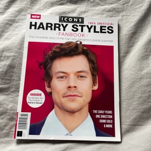 harry styles tidning - två sidor är trasiga men annars är den som ny❤️