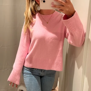 rosa & other stories tröja - Superfin!🥰 Färgen finns inte längre att köpa på hemsidan💞