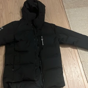 Sail racing jacka  - Nyskick, använd 1-2 gånger.  Large  Göteborg 