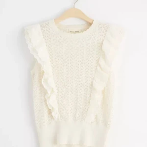 Lindex topp - Volangtopp från lindex i storlek s. Nypris 399.