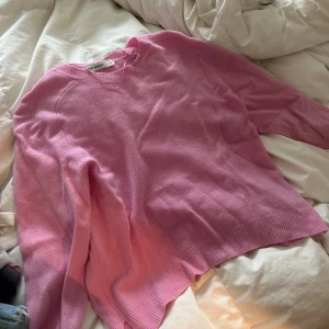 Rosa stickad tröja - Från Carin Wester oanvänd 