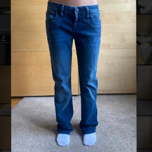 LTB jeans - säljer dessa heeeelt nya ltb jeans som inte är använda alls!! Valerie storlek W28 L30💞💞Kontaktq för mer info som bilder eller frågor💞💞