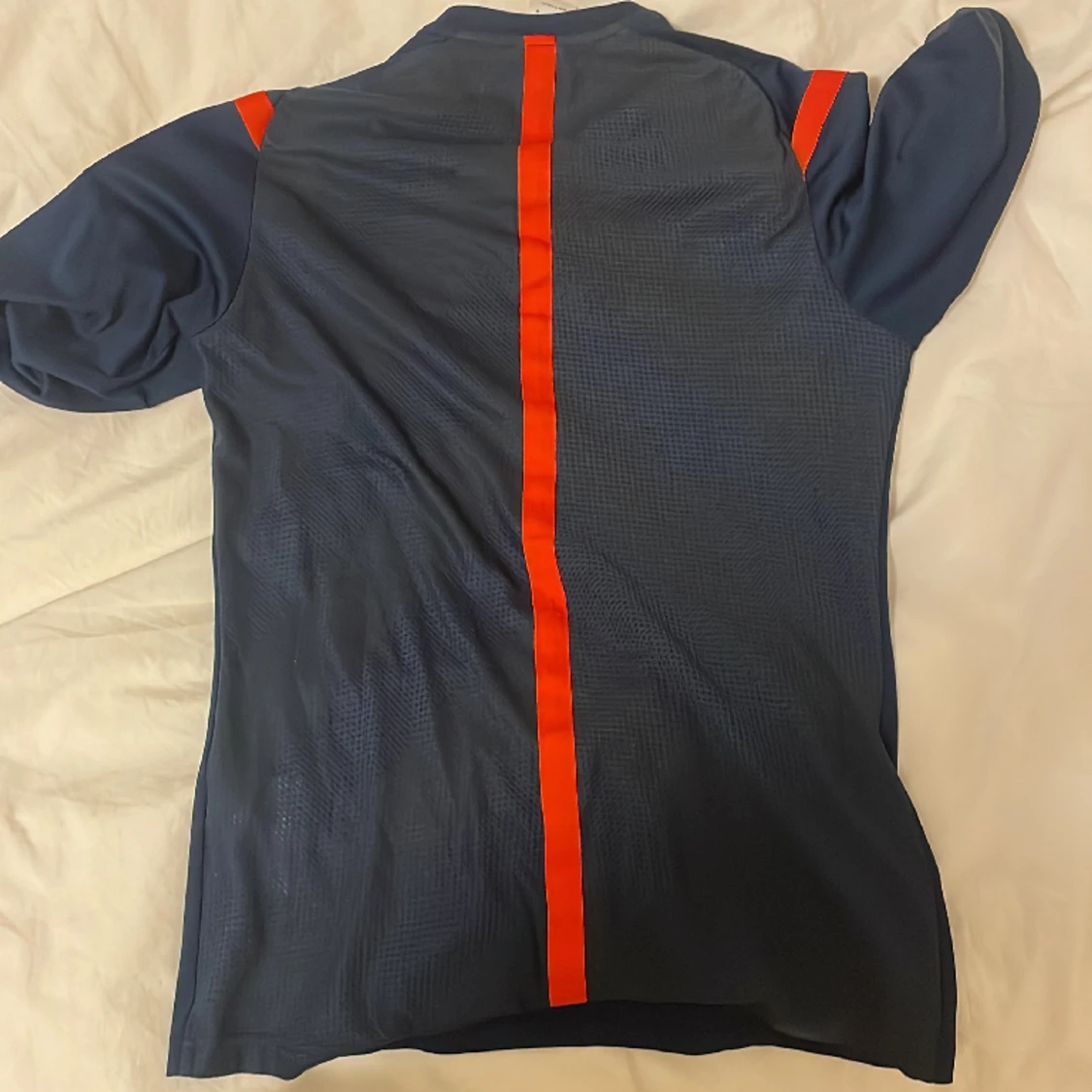 Domartröja officiell - 90