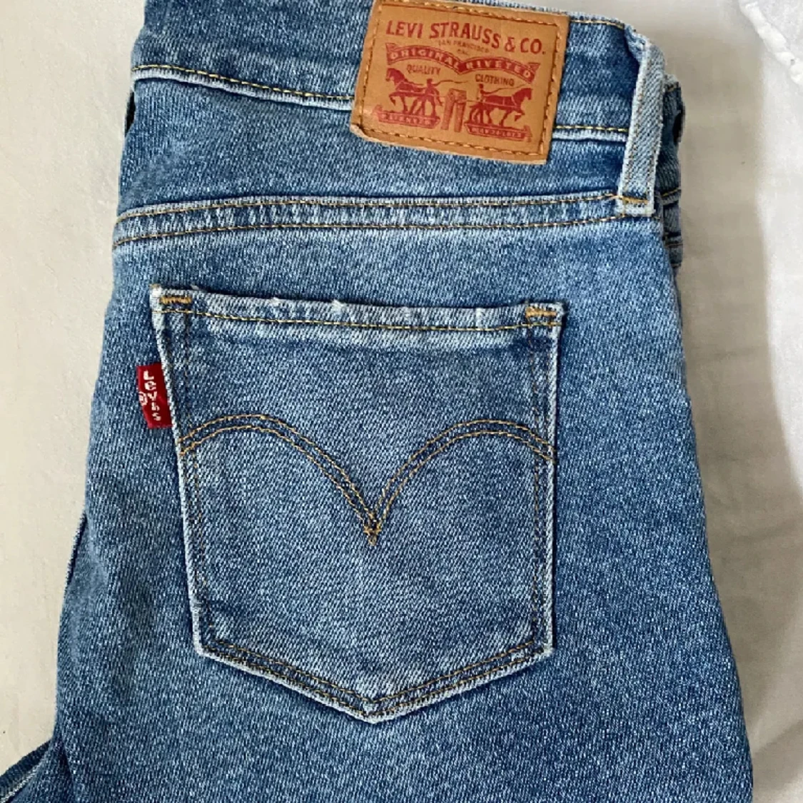 Levis jeans