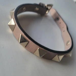 Valentino Armband  - Mycket fint skick 