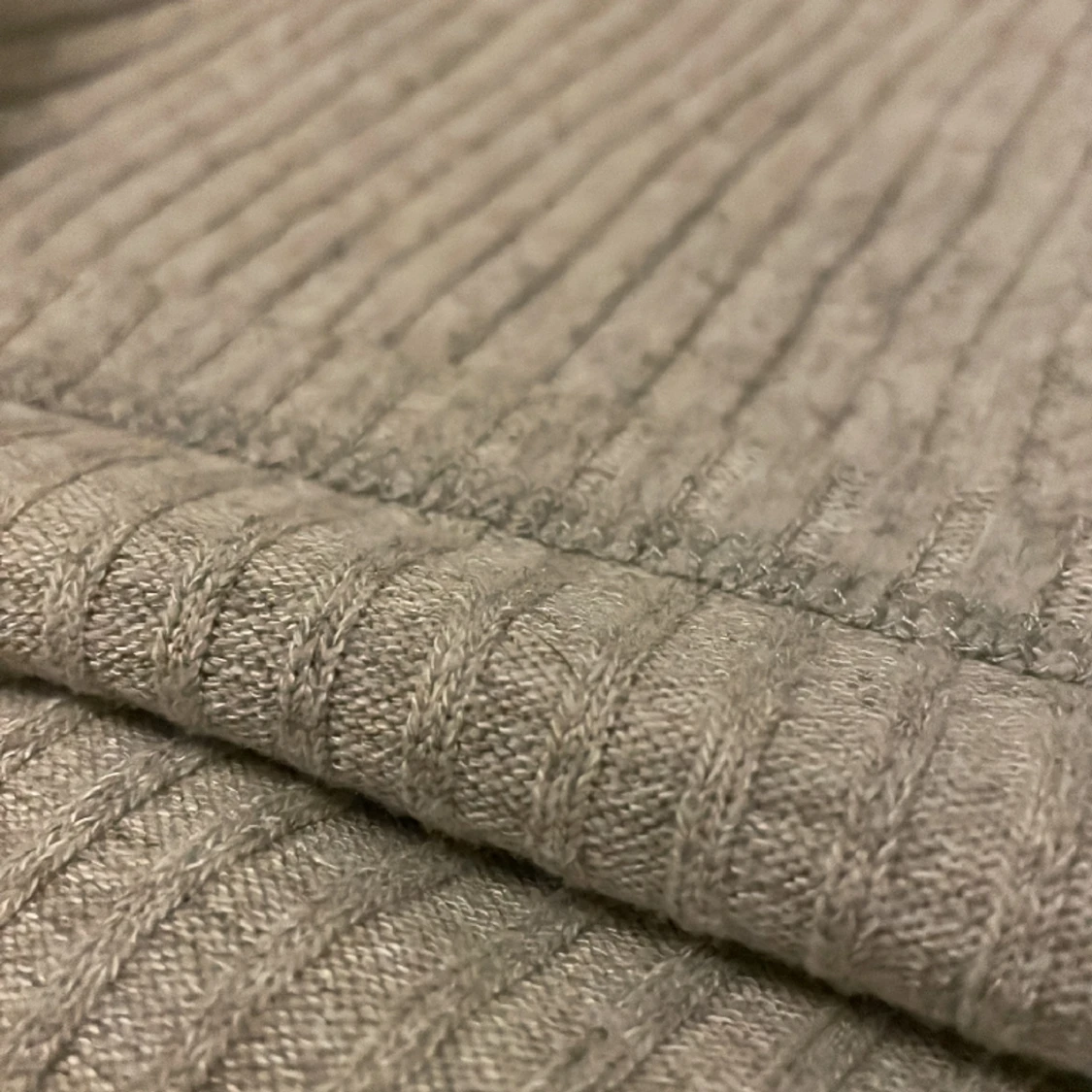 Grå ribbad basic tröja - 91