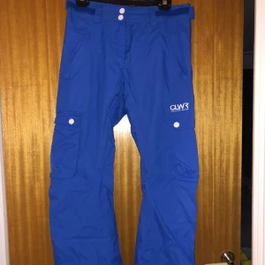 Termobyxor- skid-snowboard byxor  - Nyskick  Använd 1gång  Unisex S  passar S-M