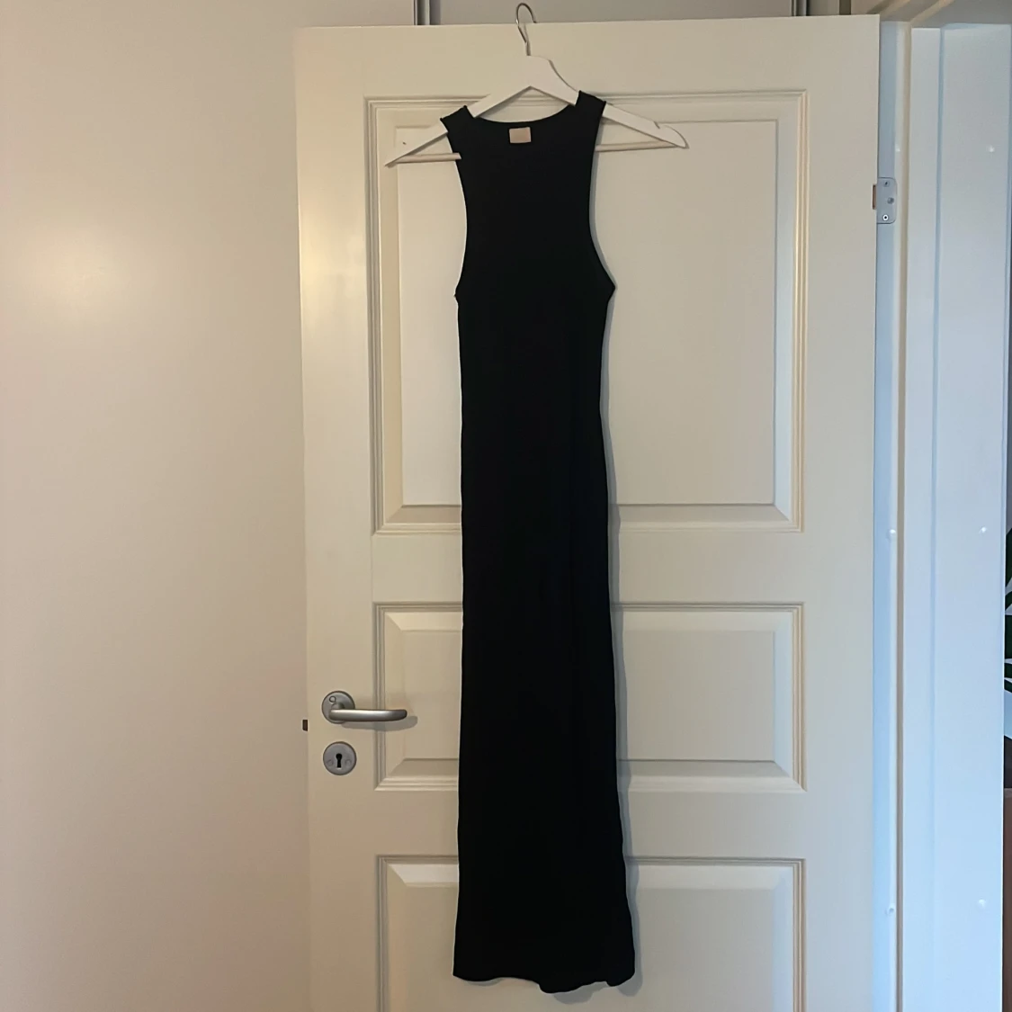 Svart långklänning H&M