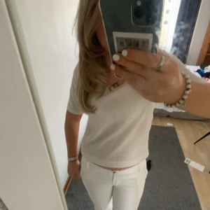 Somrig t-shirt🩷 - Jättesöt t-shirt med lite längre ärmar💗 så söt och älskar materialet!!