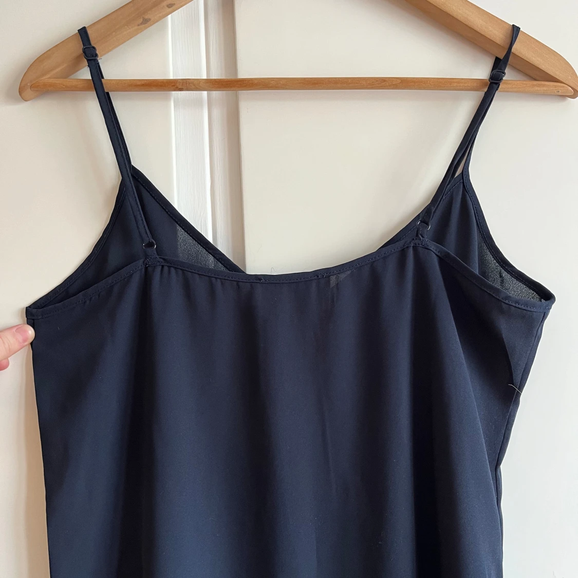 Mörkblått nattlinne - 92