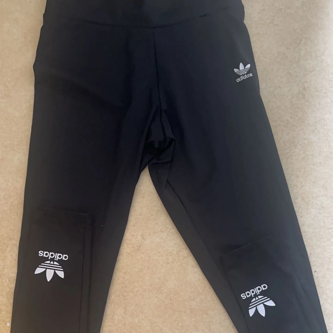 Adidas gym byxor  - 90