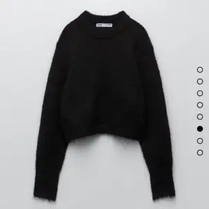 Superfin stickad svart tröja från Zara Använd fåtal gånger  Nyskick💕🙏🏼