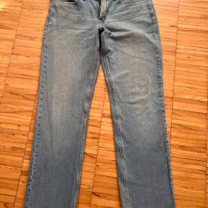 Levis jeans Storlek w 32 L 34