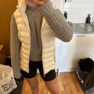 Michael kors väst - Fint skick, sparsamt använd 