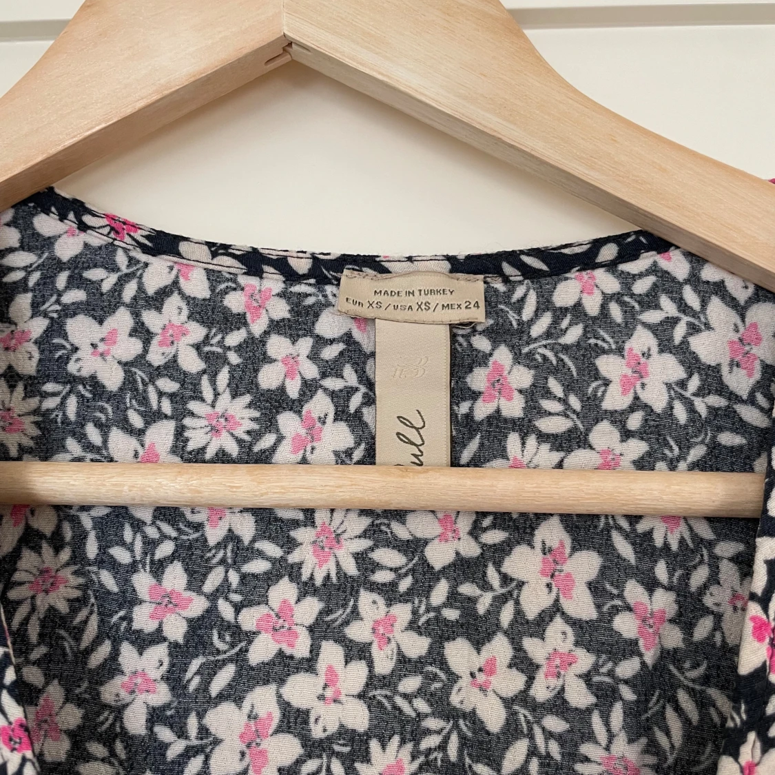 Blommig miniklänning  - 90