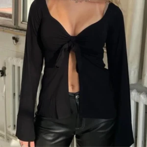 blus - använd få gånger, inga defekter 