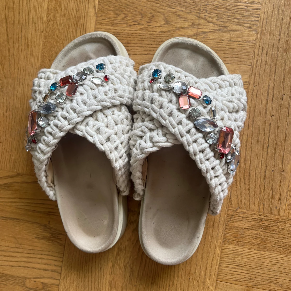 Inuikii tofflor  - 90