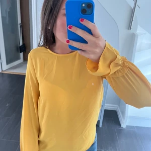 Blus gina - Blus från Gina!!!