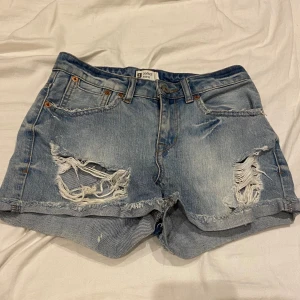 Jeansshorts  - Jätte snygga shorts från Gina tricot❤️❤️