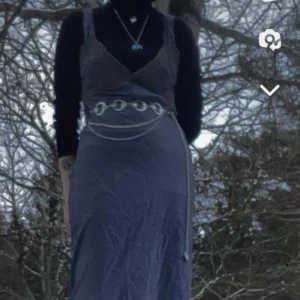 Silk dress  - Fin! Väldigt skön material 