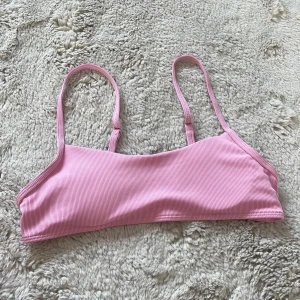 Bikini överdel  - Bikini överdel från shein storlek M