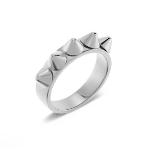 Edblad ring  - Jätte fin ring från edblad som tyvärr blivit för liten.  Den är 16 mm. Sparsamt använd, nypris 349 kr. 