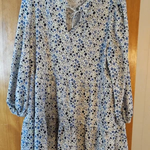 Tunika klänning nyskick  - Jätte fin och bekväm 