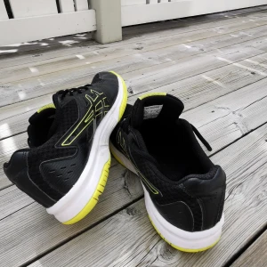 Gympaskor Asics - Fina Asics som är bra till gympan