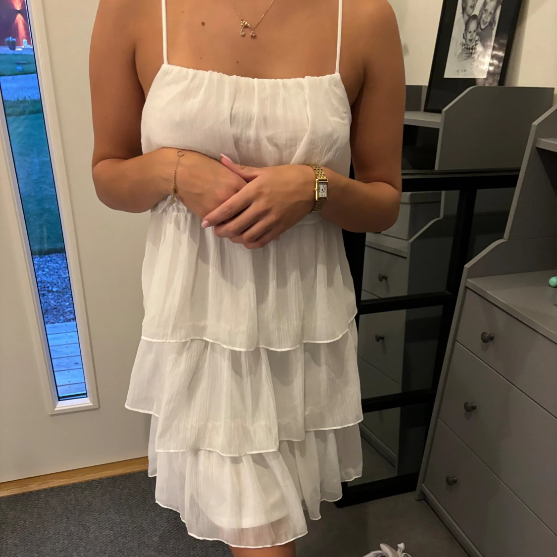 Kort vit klänning  - 91
