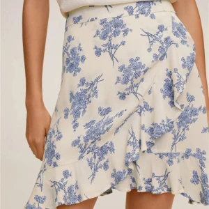 Kjol - Kjol från Mango