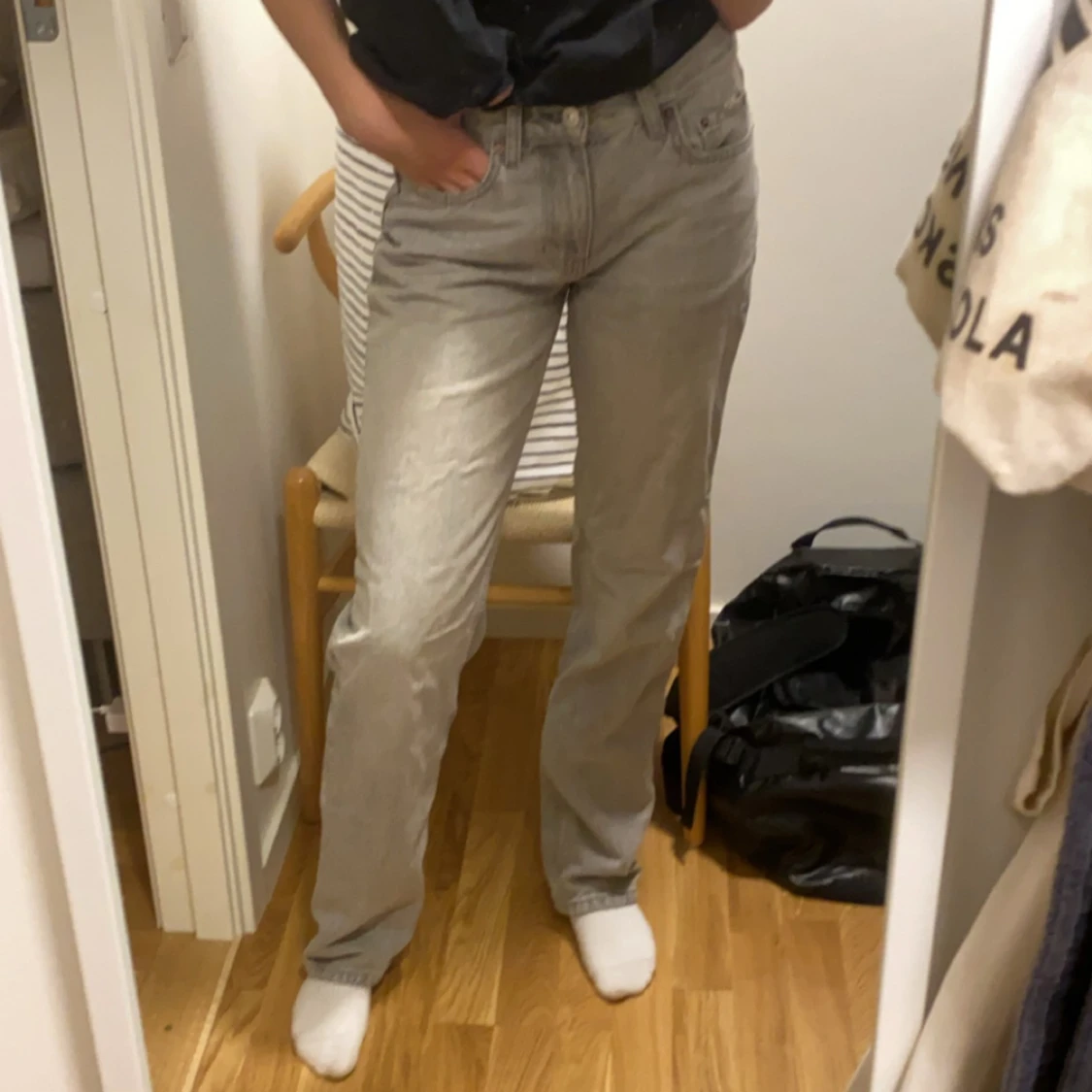 Gråa jeans - Gina Tricot - 90