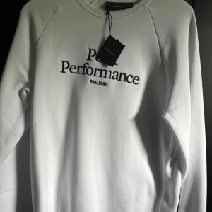 Peak performance tröja Ny! - Peak Performance tröja helt ny!  Storlek M 
