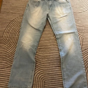 Jeans  - Jeans storlek 34, skickar direkt på posten 💕