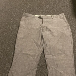 Tygbyxor  - Super snygga byxor i super bra skick