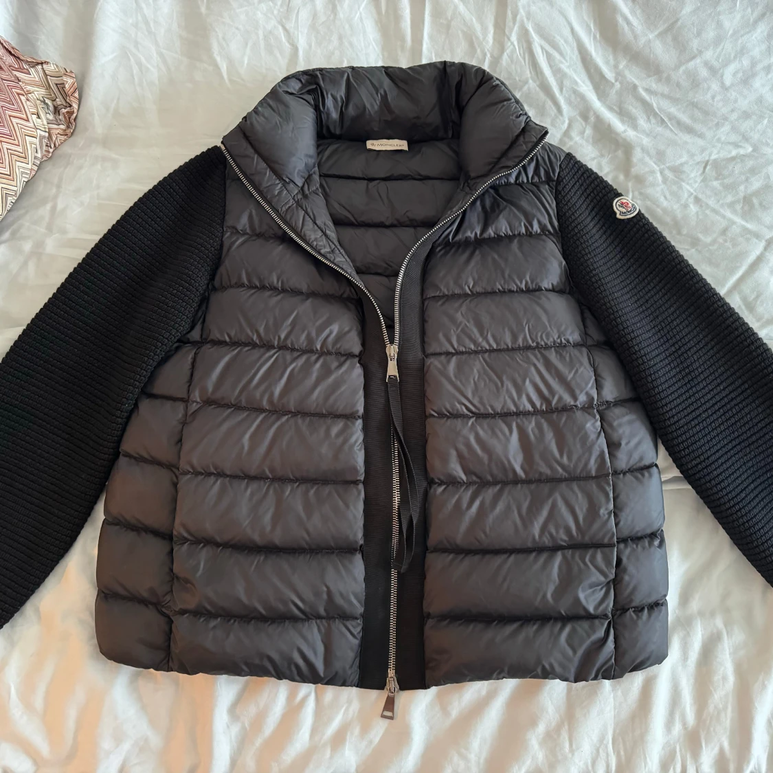 Moncler cardigan!! - 90