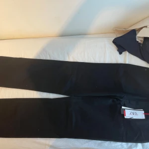 Zara jeans - Aldrig använda