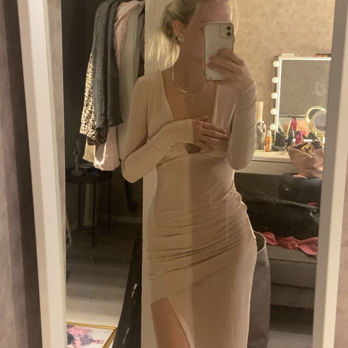 siden klänning  - 91