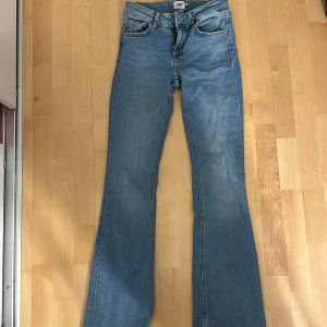 Jeans - Jeans från lager 157 i nyckick, full lenght. Säljer pga de aldrig kommit till användning. 