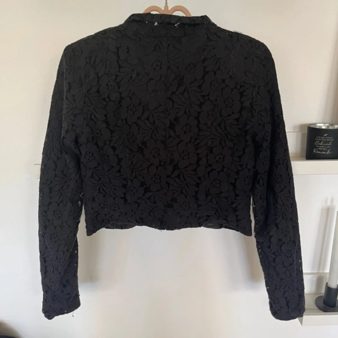 Kort kavaj i spets  - 90