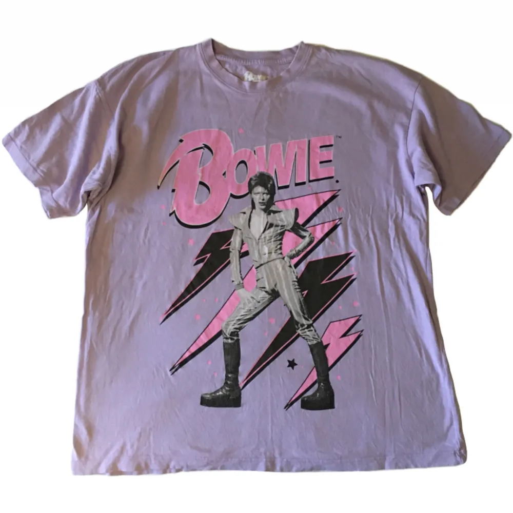 Oversized David Bowie T-shirt!. T-shirts.