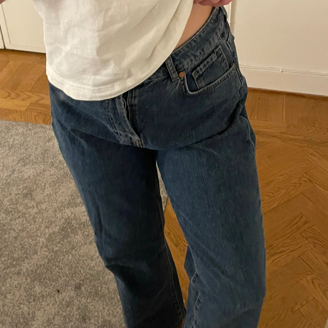 Mörkblå jeans - 90